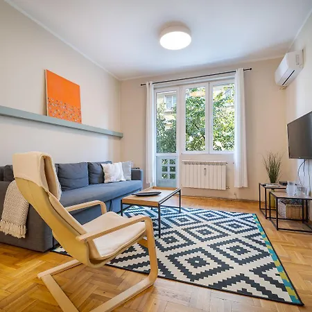 Cozy 1 Bdrm, Center, Solunska Near Vitoshka Street